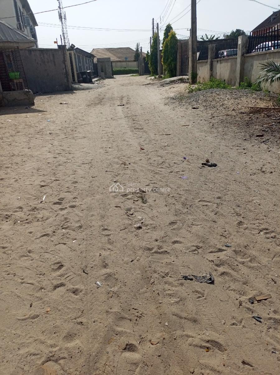 Furnished and Serviced Room and Parlour Self Contained Apartment, Phase Two Inside a Gated Street, Oribanwa, Ibeju Lekki, Lagos, Mini Flat (room and Parlour) for Rent