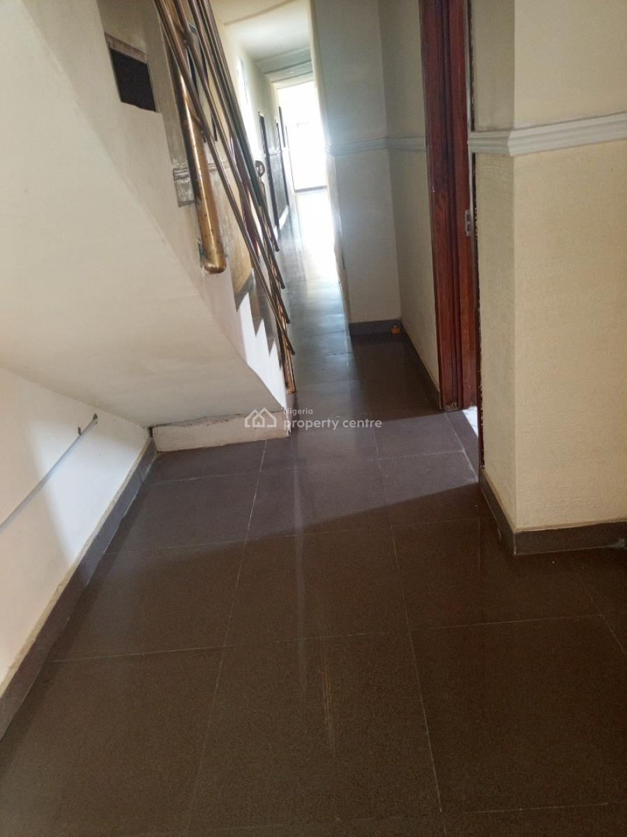 Furnished and Serviced Room and Parlour Self Contained Apartment, Phase Two Inside a Gated Street, Oribanwa, Ibeju Lekki, Lagos, Mini Flat (room and Parlour) for Rent
