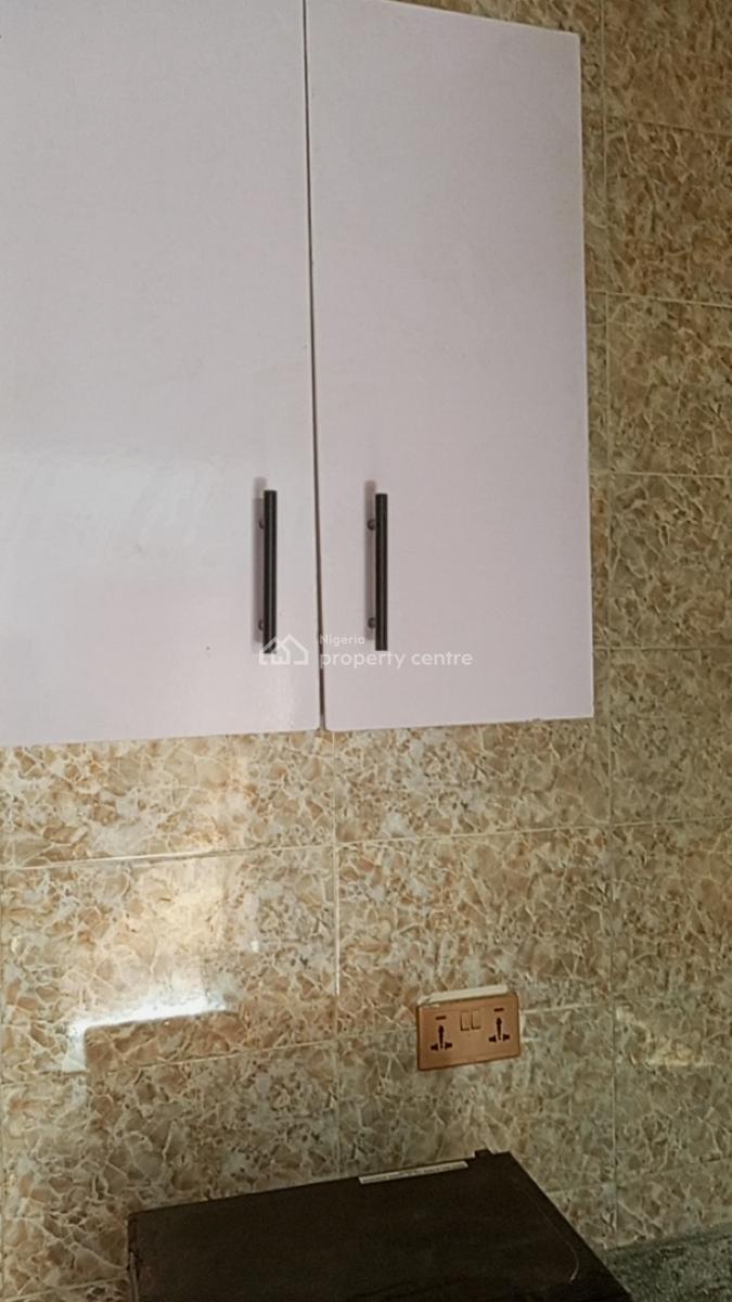 Furnished and Serviced Room and Parlour Self Contained Apartment, Phase Two Inside a Gated Street, Oribanwa, Ibeju Lekki, Lagos, Mini Flat (room and Parlour) for Rent