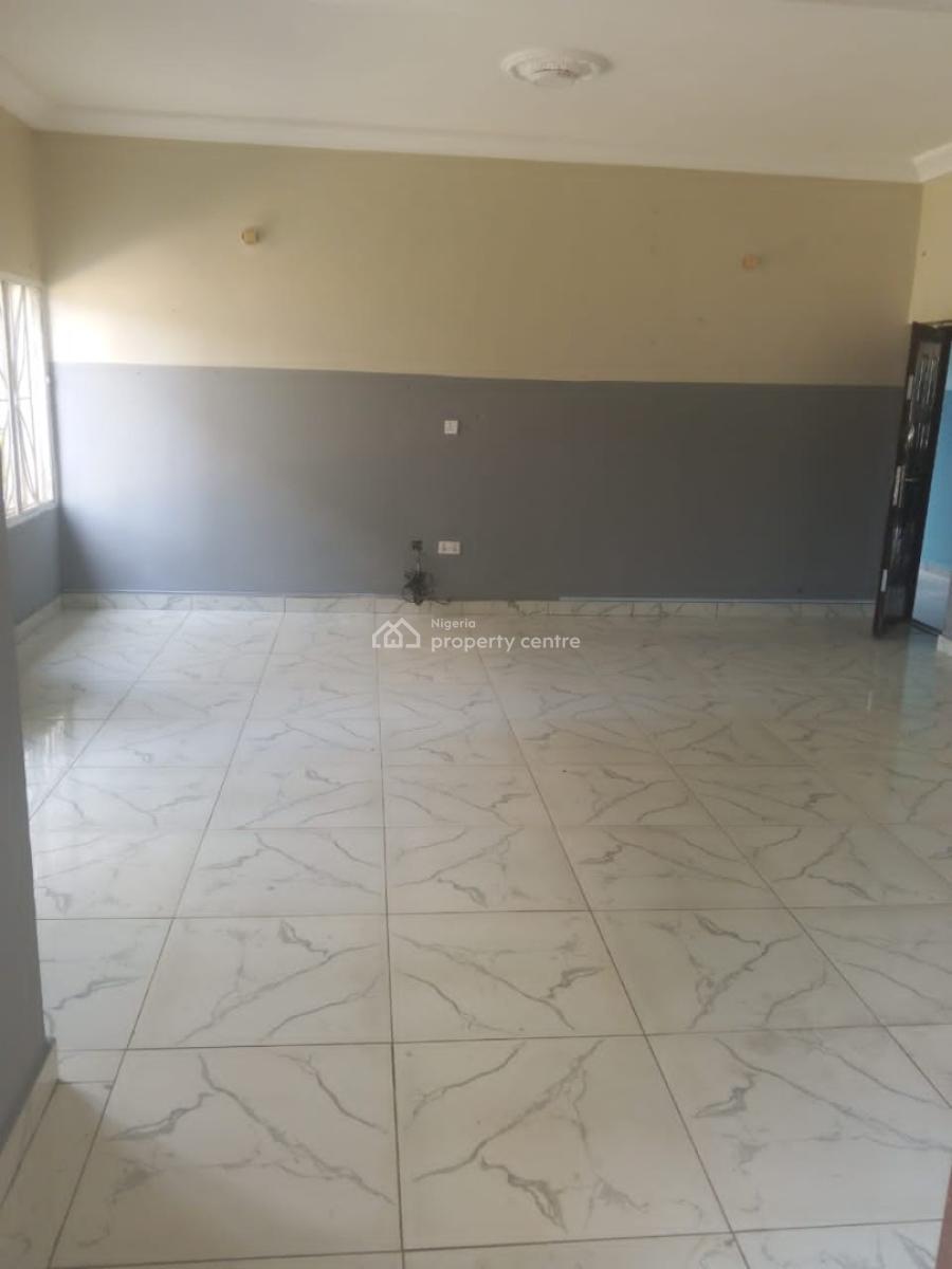 Sharp and Spacious 3 Bedroom Flat Apartment in an Estate, Sangotedo, Sangotedo, Ajah, Lagos, Flat / Apartment for Rent