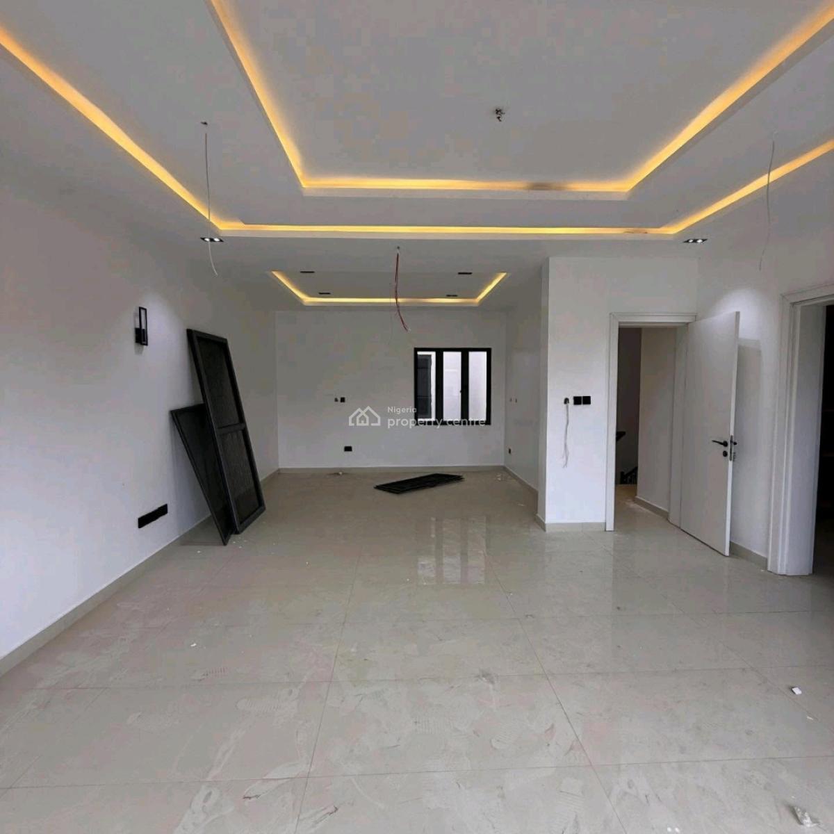Spacious 4 Bedroom Terrace Duplex with 1 Room Bq  Features 2 Living Ro, Jahi, Abuja, House for Sale