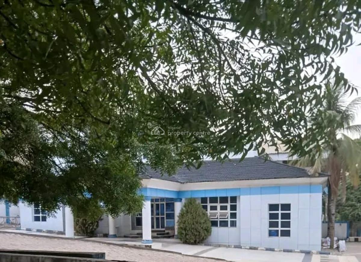 35 Rooms. Size 5,000sqm Title Document C of O  *purpose:* Commercial, Central Business District, Central Business District, Abuja, Hotel / Guest House for Sale