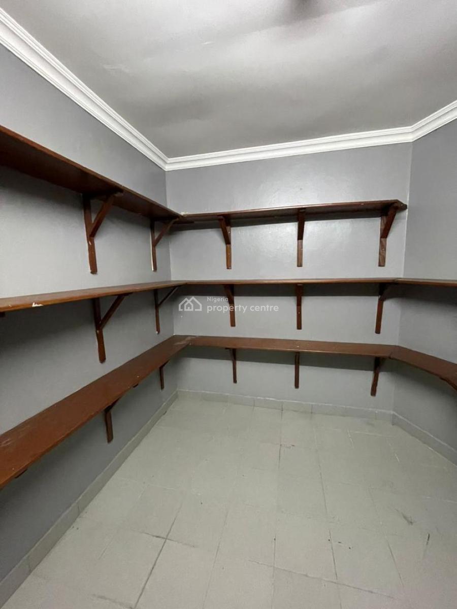 Well Maintained and Spacious Six (6) Bedroom Detached Duplex., Cctv,pool, Gym, Garden,servants Quarters ,2 Gen, Parkview, Ikoyi, Lagos, Detached Duplex for Rent