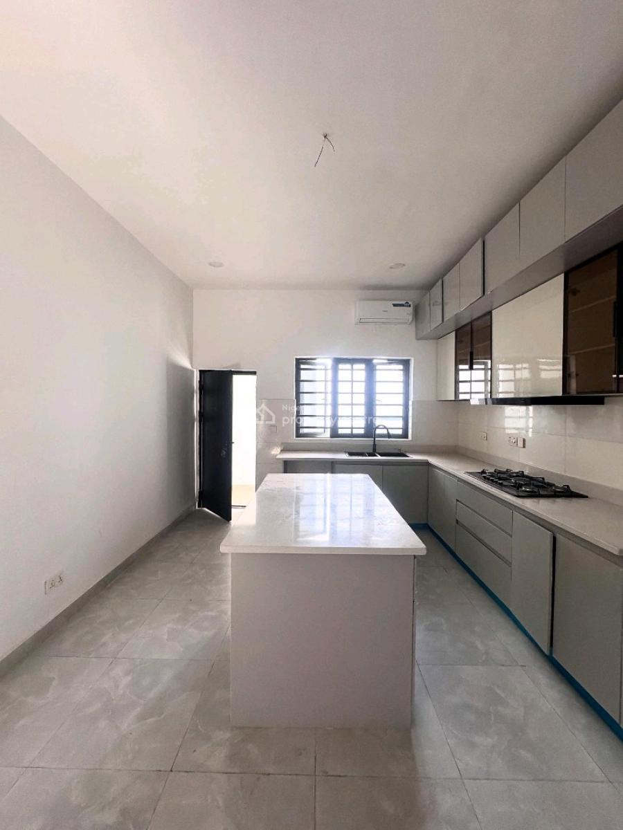 Newly Built 3bedroom Apartment Available  Pprice: 350million, Lekki, Lagos, Flat / Apartment for Sale