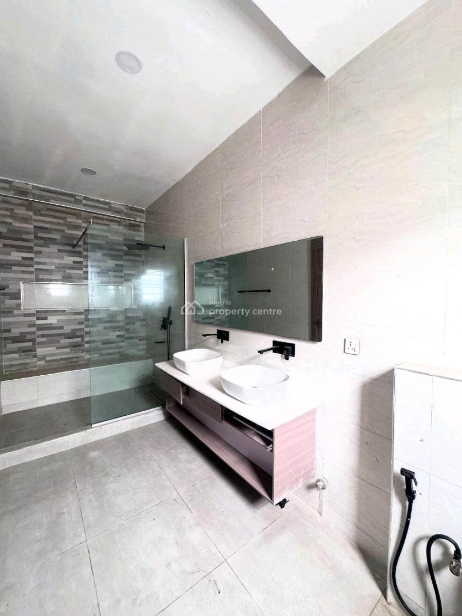 Newly Built 3bedroom Apartment Available  Pprice: 350million, Lekki, Lagos, Flat / Apartment for Sale