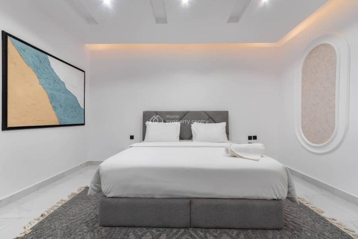 Luxury 2 Bedroom Self Compound with Private Cinema, Ps5, Snooker Boa, Lekki, Lagos, Flat / Apartment Short Let