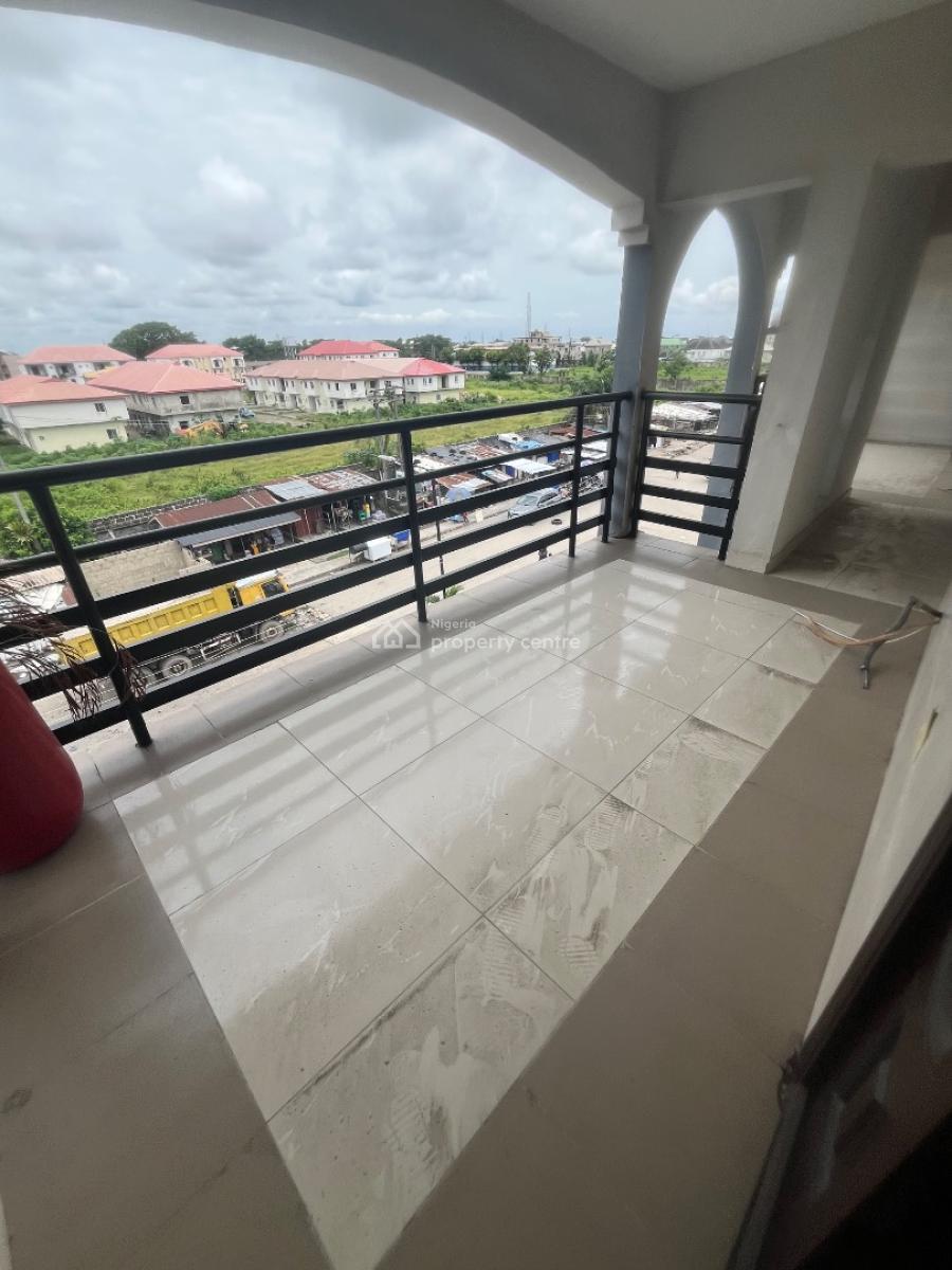 Luxury Band New 4 Bedroom Penthouse, Mobil Road Ilaje, Ajah, Lagos, House for Rent
