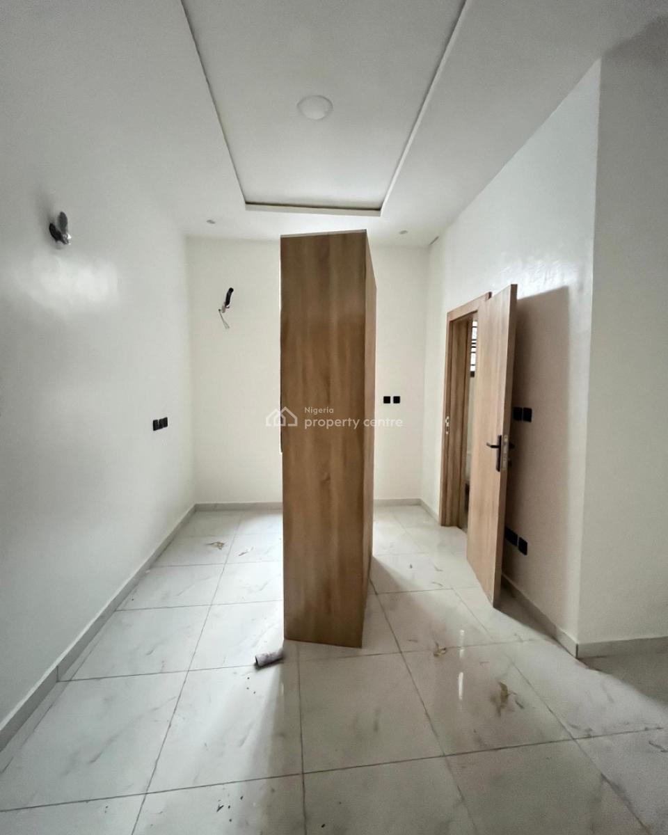 Lovely 4 Bedroom Terrace Duplex with Bq, Chevron, Lekki, Lagos, Terraced Duplex for Sale