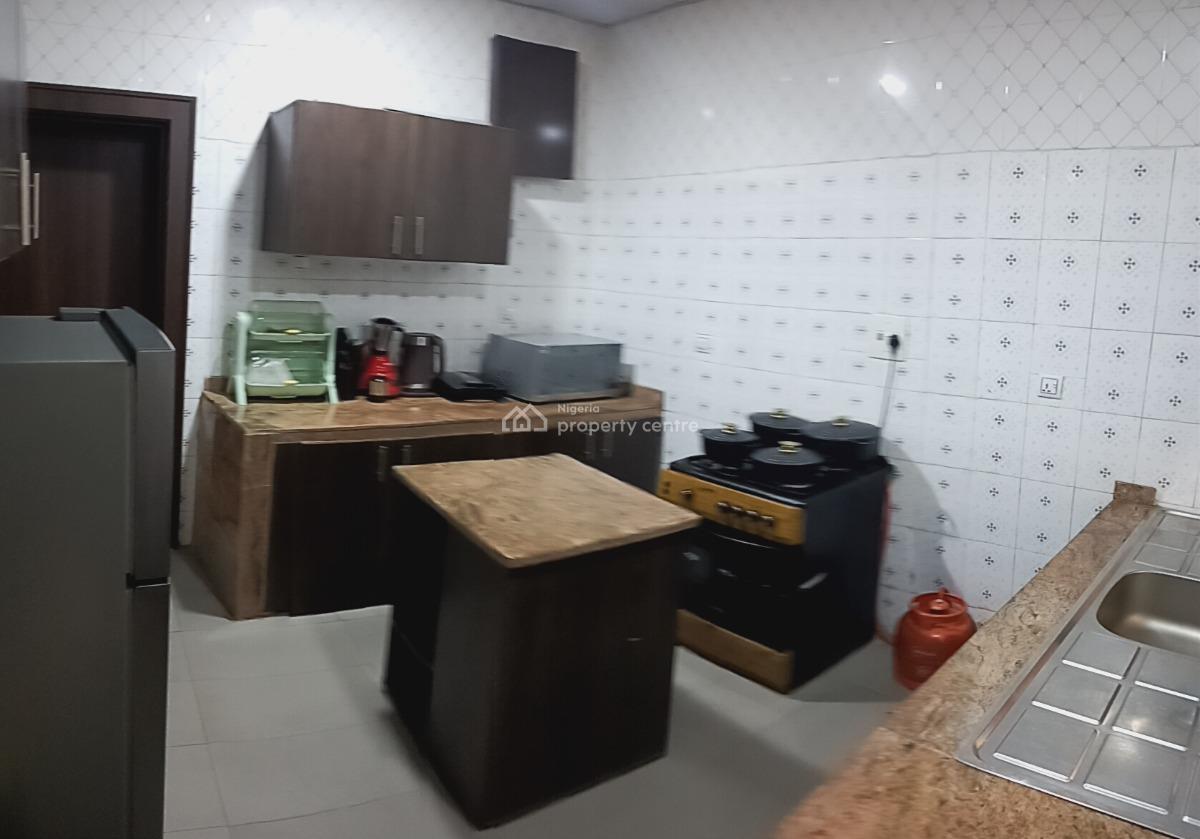 a Serviced and Well Furnished 3bedroom Flat, By County Bus Stop,aguda, Ogba, Ikeja, Lagos, Flat / Apartment for Rent