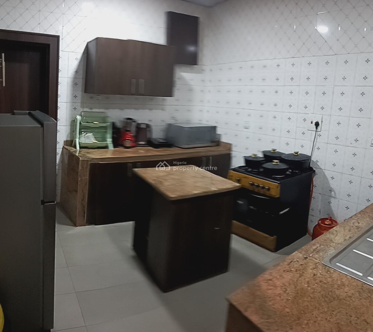 a Serviced and Well Furnished 3bedroom Flat, By County Bus Stop,aguda, Ogba, Ikeja, Lagos, Flat / Apartment for Rent