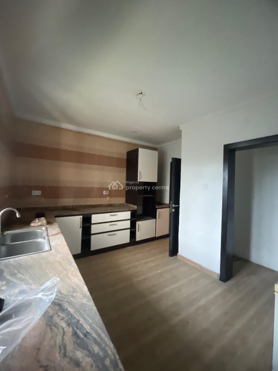 Exquisite 3 Bed Accessible and 20/24hrs Light, Orchid, Lekki, Lagos, House for Rent