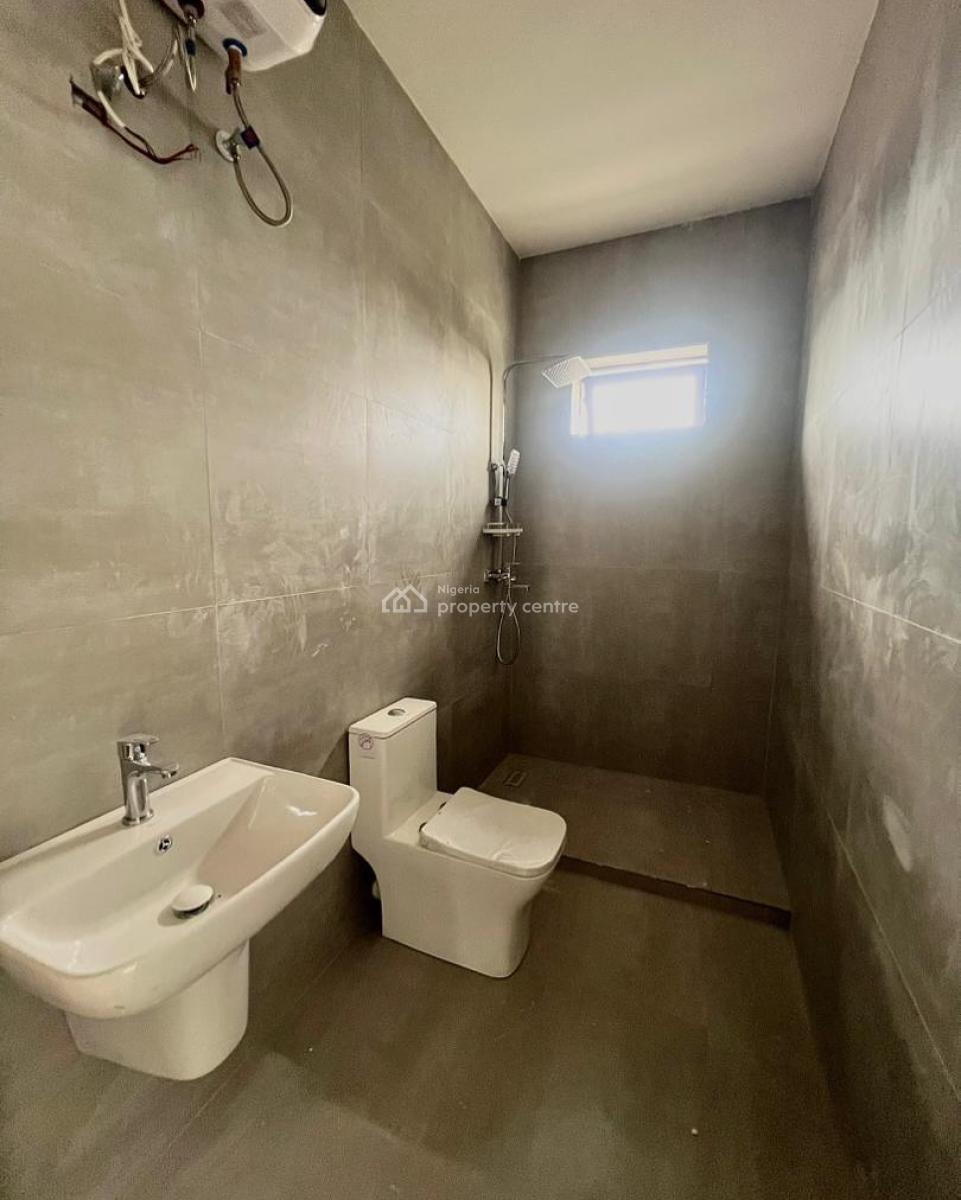 Luxury 3 Bedroom Apartment with Bq, Elevator, Gym and Swimming Pool., Main Lekki, Lekki Phase 1, Lekki, Lagos, Flat / Apartment for Rent