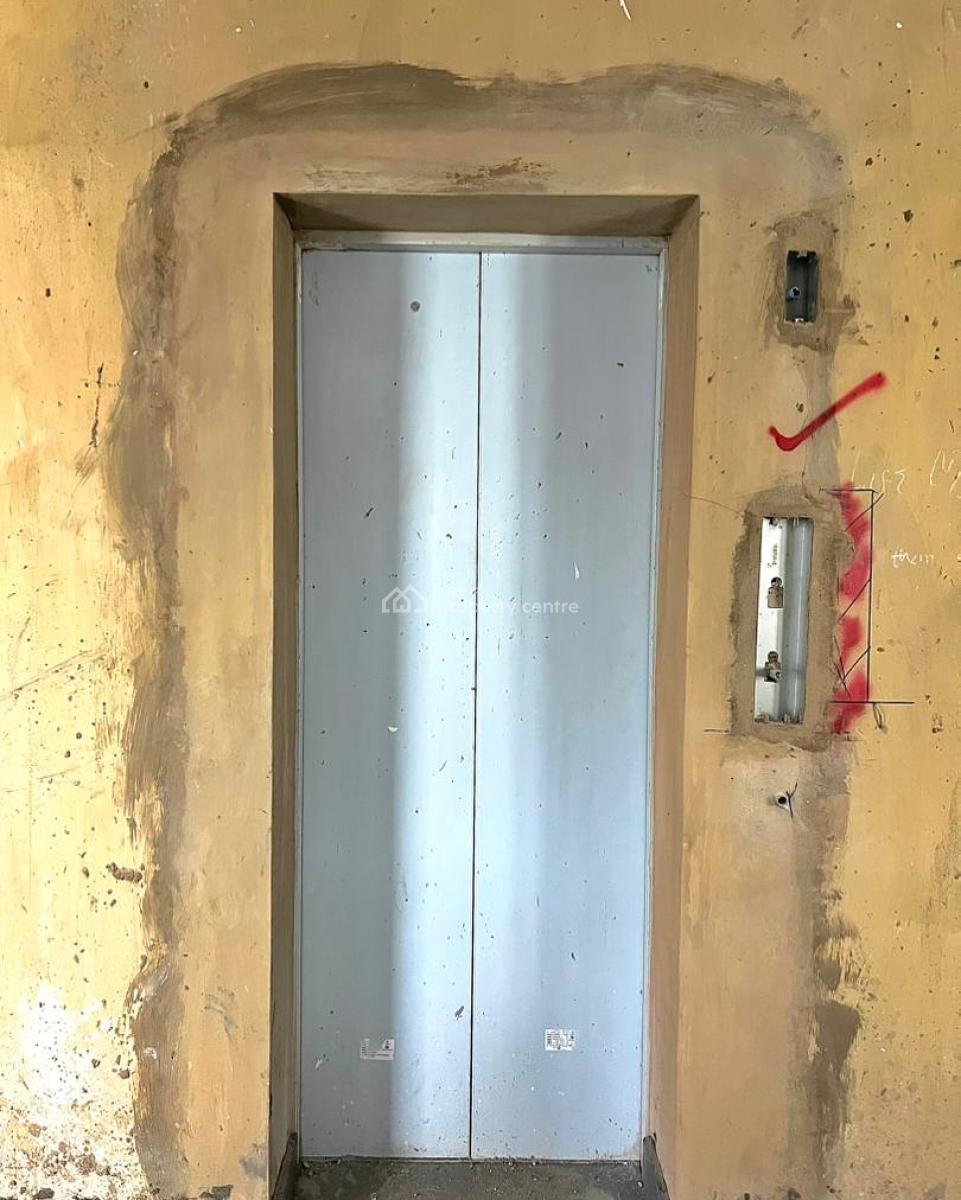 Luxury 3 Bedroom Apartment with Bq, Elevator, Gym and Swimming Pool., Main Lekki, Lekki Phase 1, Lekki, Lagos, Flat / Apartment for Rent