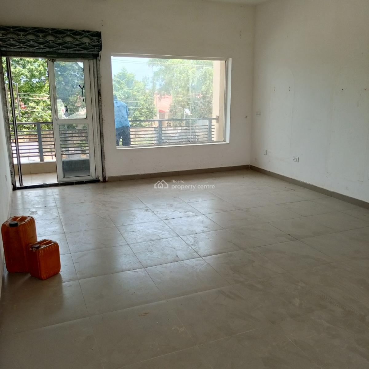 Sharp and Serene Shop (1st Floor), Awoyaya, Awoyaya, Ibeju Lekki, Lagos, Shop for Rent