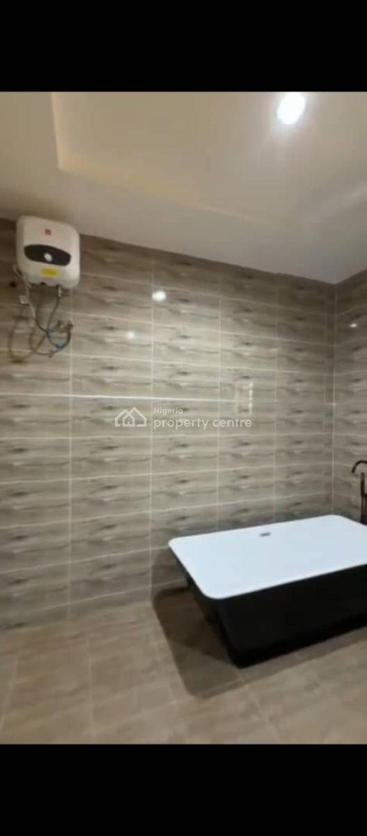 Luxury 6 Bedrooms Duplex with 2 Bq, Dakwo, Abuja, Detached Duplex for Sale