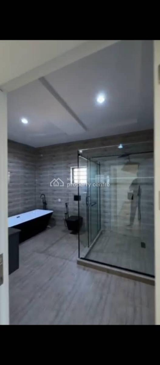 Luxury 6 Bedrooms Duplex with 2 Bq, Dakwo, Abuja, Detached Duplex for Sale