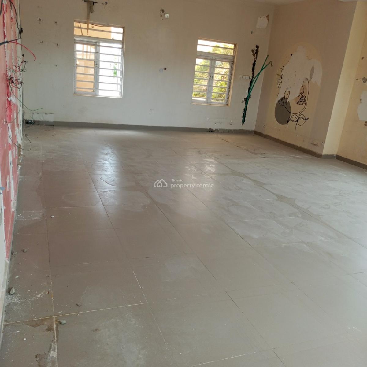 Sharp and Spacious Shop (1st Floor), Awoyaya, Awoyaya, Ibeju Lekki, Lagos, Shop for Rent