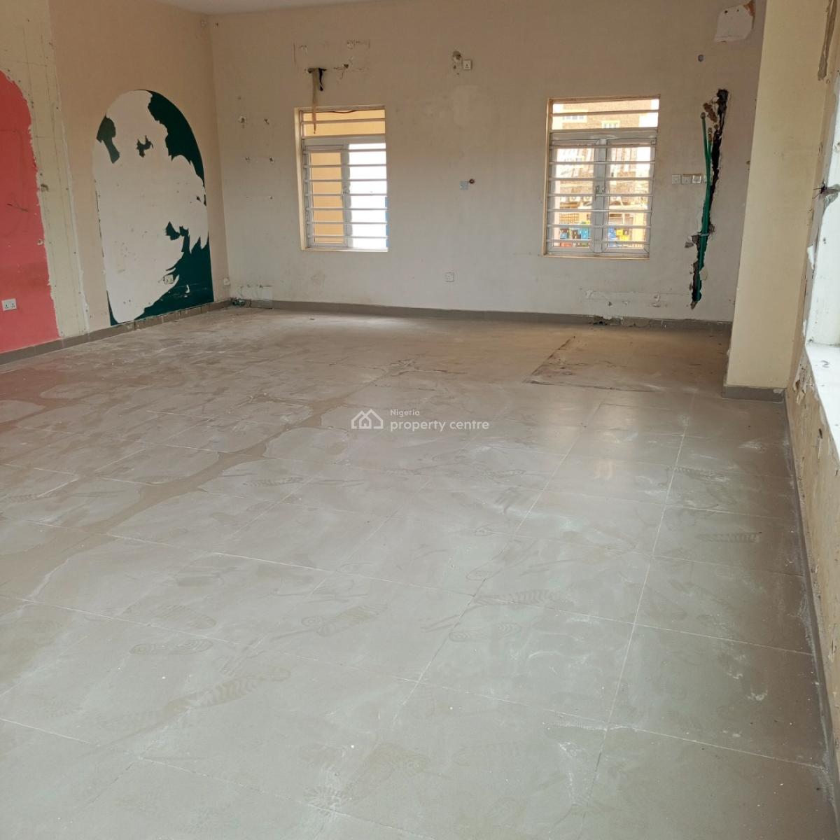 Sharp and Spacious Shop (1st Floor), Awoyaya, Awoyaya, Ibeju Lekki, Lagos, Shop for Rent