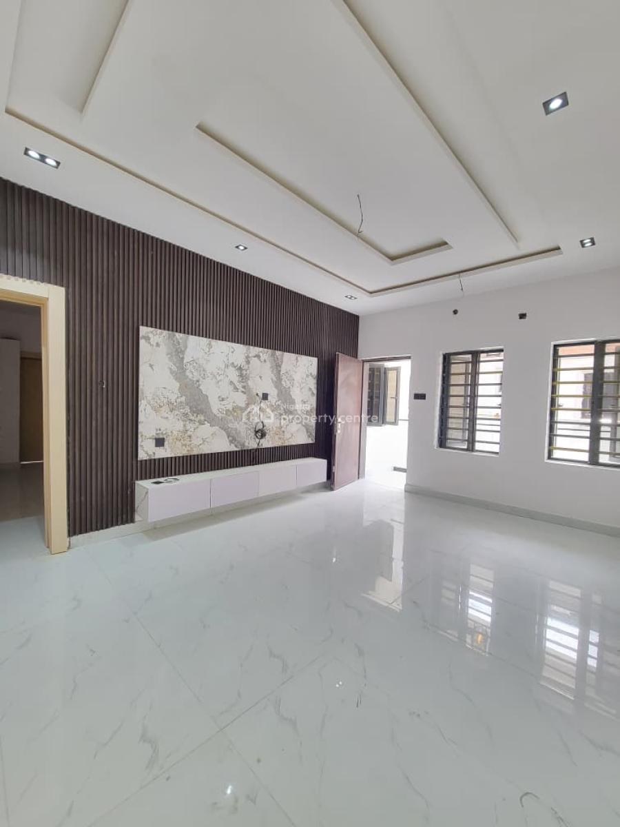 Standard 2bedroom Flat, Orchid Road, Lekki, Lagos, Flat / Apartment for Sale