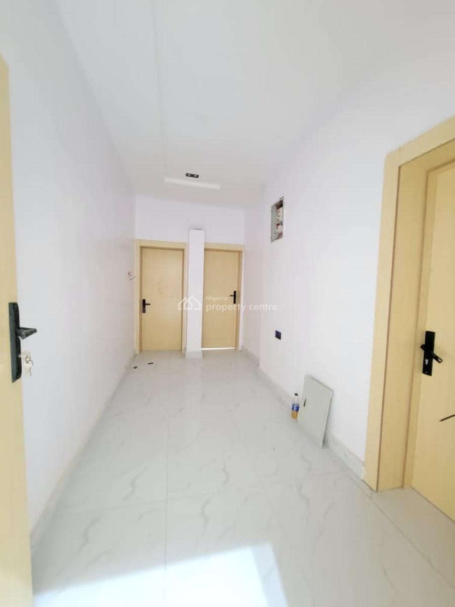 Standard 2bedroom Flat, Orchid Road, Lekki, Lagos, Flat / Apartment for Sale
