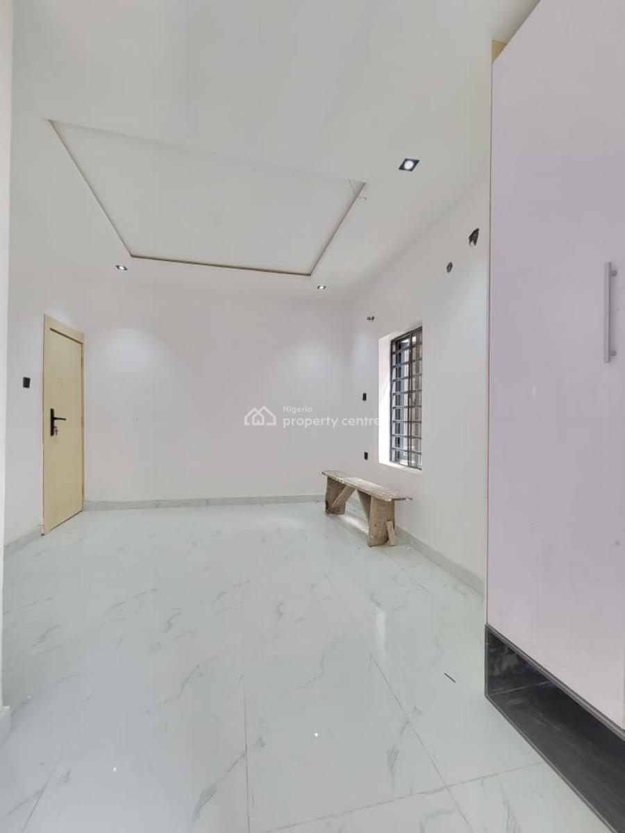 Standard 2bedroom Flat, Orchid Road, Lekki, Lagos, Flat / Apartment for Sale