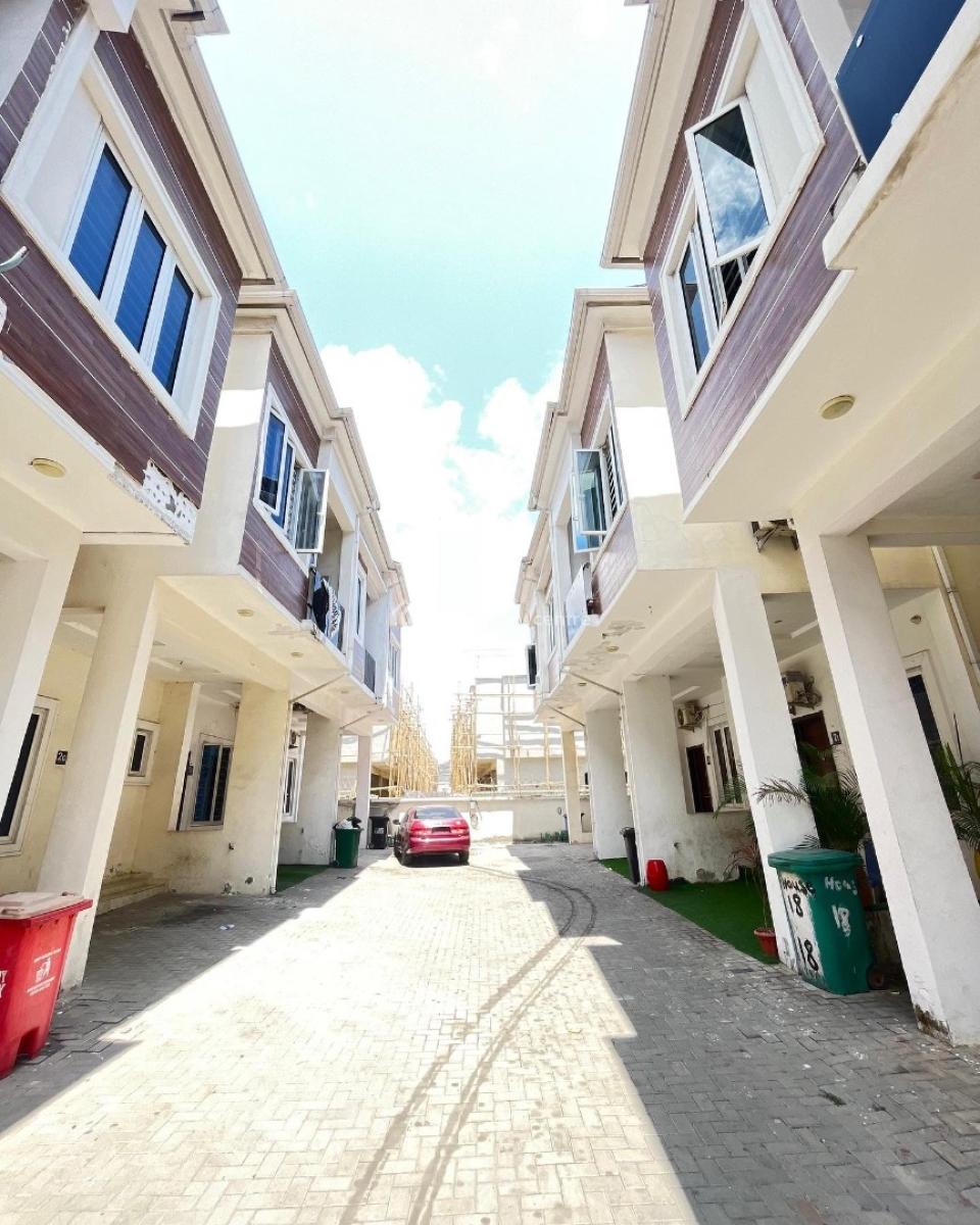 Lovely 4 Bedroom Terrace Duplex with Bq, Vgc, Vgc, Lekki, Lagos, Terraced Duplex for Sale