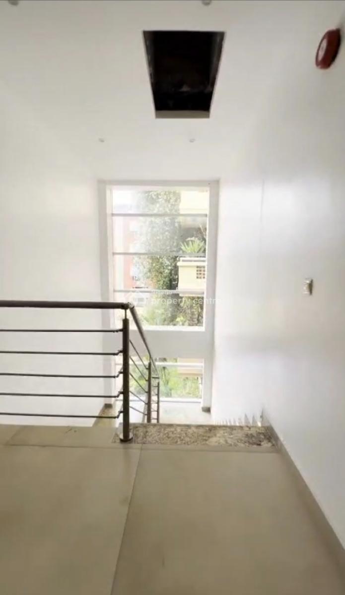 4 Bedroom Semi Detached House at Moseley Road. 2 Bq, Etc in a Mini Est, Mosley Street, Old Ikoyi, Ikoyi, Lagos, Semi-detached Duplex for Sale