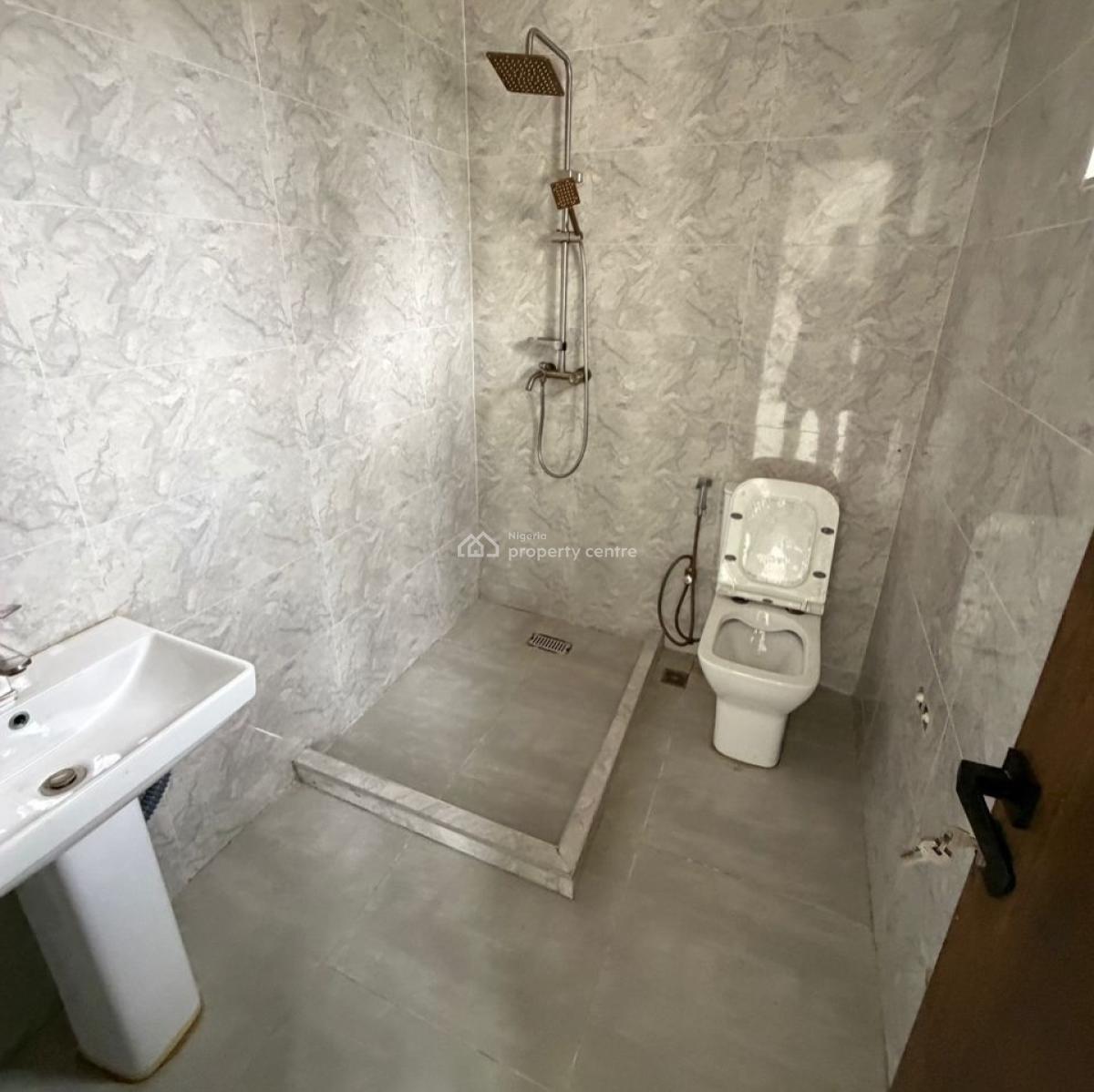 4 Bedroom Terrace Duplex+bq, Gwarinpa, Gwarinpa, Abuja, Terraced Duplex for Sale