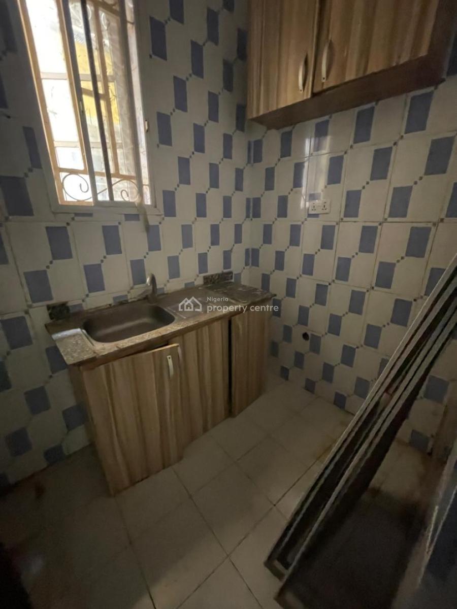 Spacious Self-contained, Wuye, Abuja, Self Contain (single Rooms) for Rent