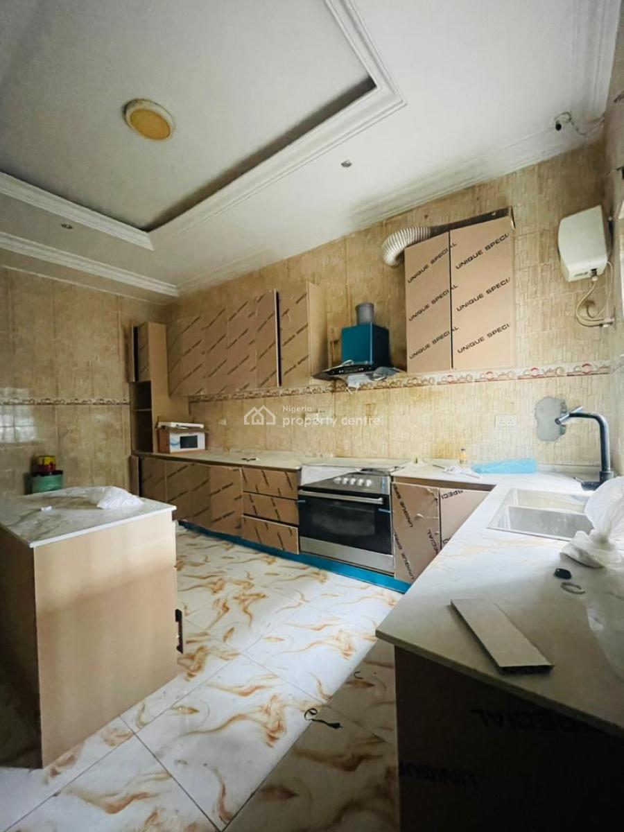 Well Spacious 5 Bedroom Fully Detached Duplex with Bq, Chevron, Lekki, Lagos, Detached Duplex for Sale