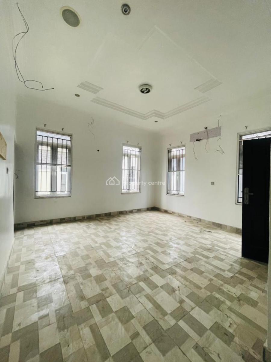 Well Spacious 5 Bedroom Fully Detached Duplex with Bq, Chevron, Lekki, Lagos, Detached Duplex for Sale
