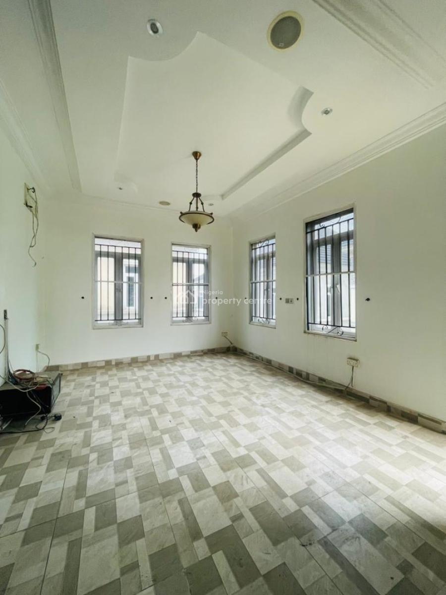 Well Spacious 5 Bedroom Fully Detached Duplex with Bq, Chevron, Lekki, Lagos, Detached Duplex for Sale