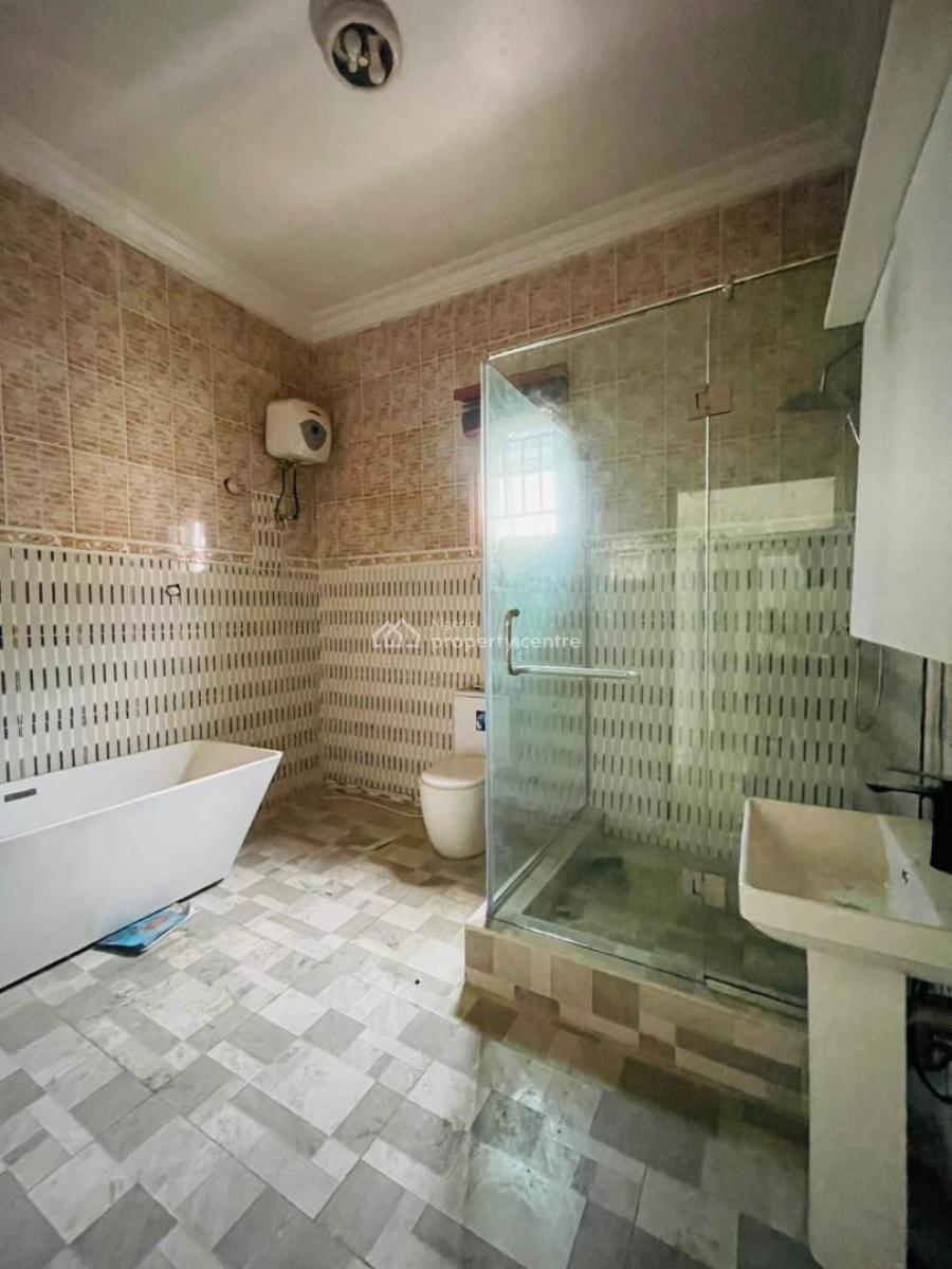 Well Spacious 5 Bedroom Fully Detached Duplex with Bq, Chevron, Lekki, Lagos, Detached Duplex for Sale