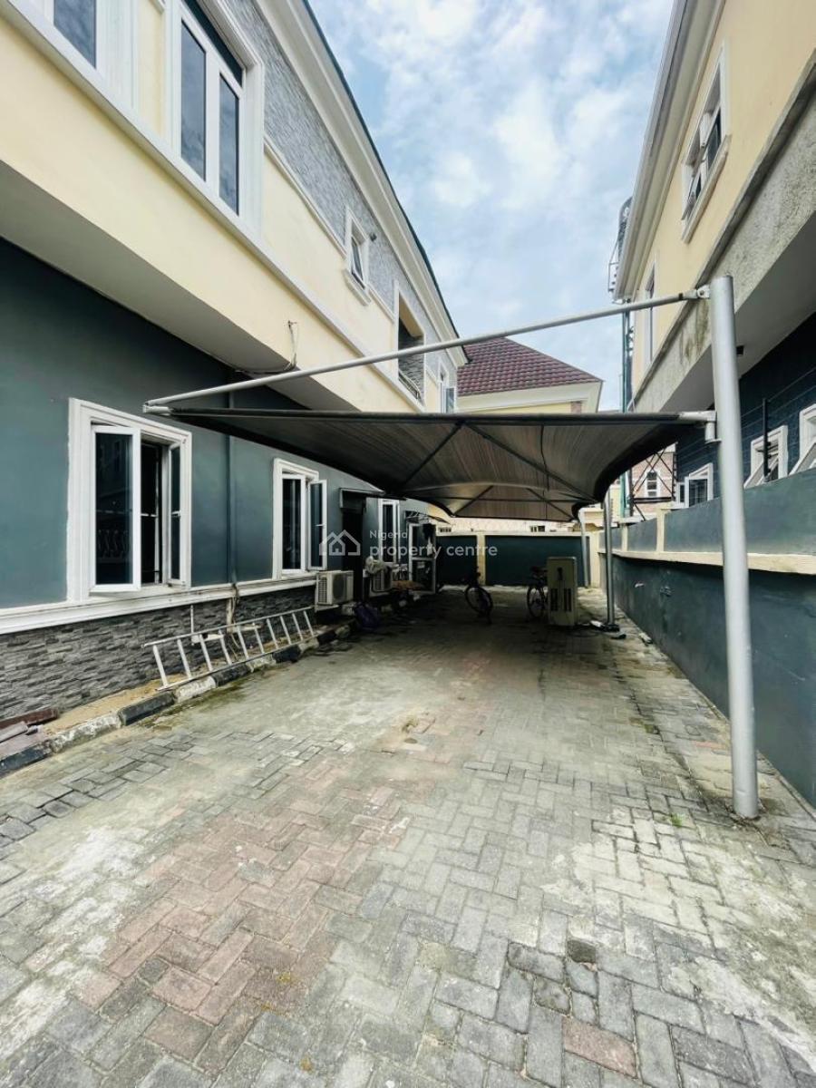 Well Spacious 5 Bedroom Fully Detached Duplex with Bq, Chevron, Lekki, Lagos, Detached Duplex for Sale