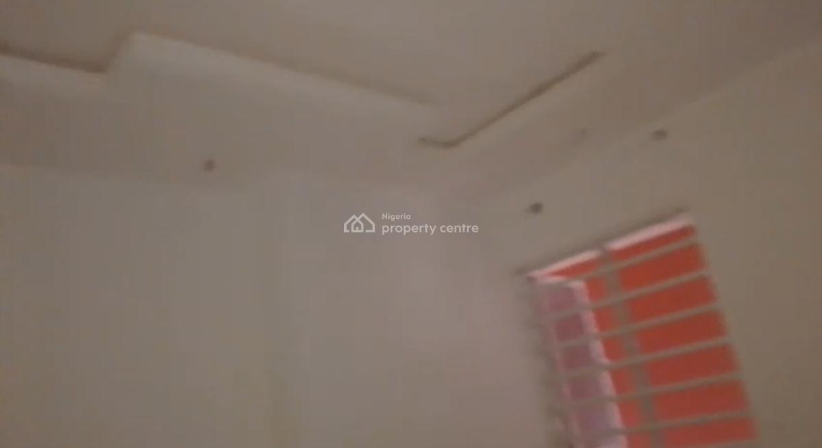 Newly Built and Nice Miniflat in a Good Location Close to The Bustop, Nola Kazeem /check-in Point N a Serene Neighborhood, Mile 12, Kosofe, Lagos, Mini Flat (room and Parlour) for Rent