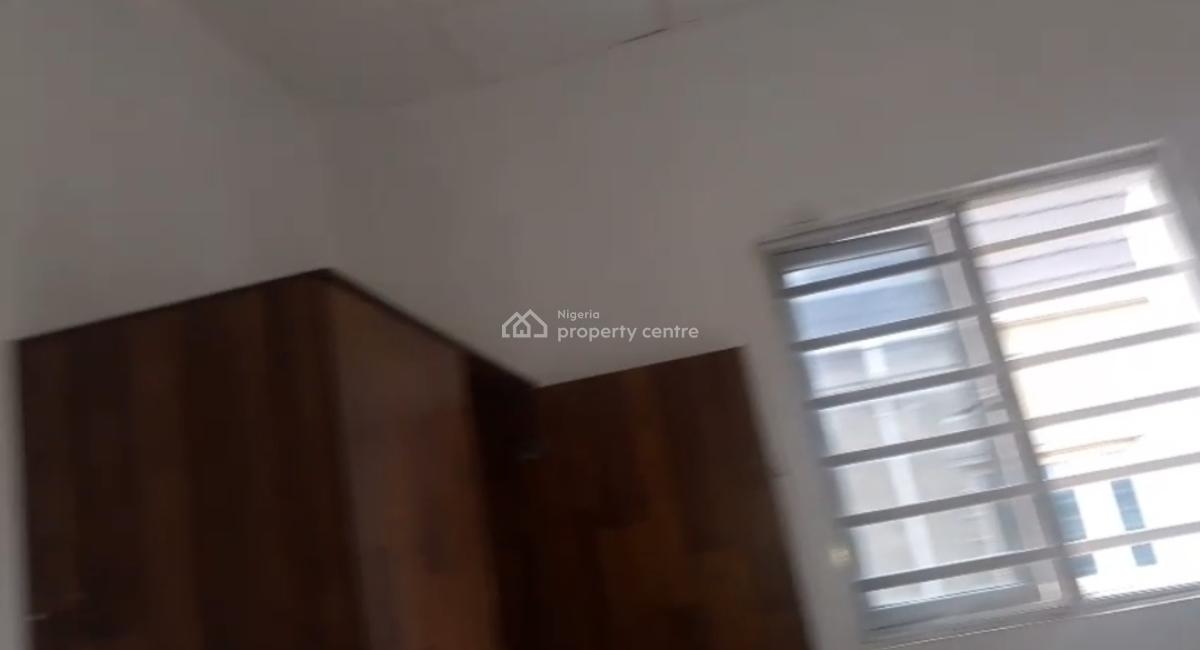 Newly Built and Nice Miniflat in a Good Location Close to The Bustop, Nola Kazeem /check-in Point N a Serene Neighborhood, Mile 12, Kosofe, Lagos, Mini Flat (room and Parlour) for Rent