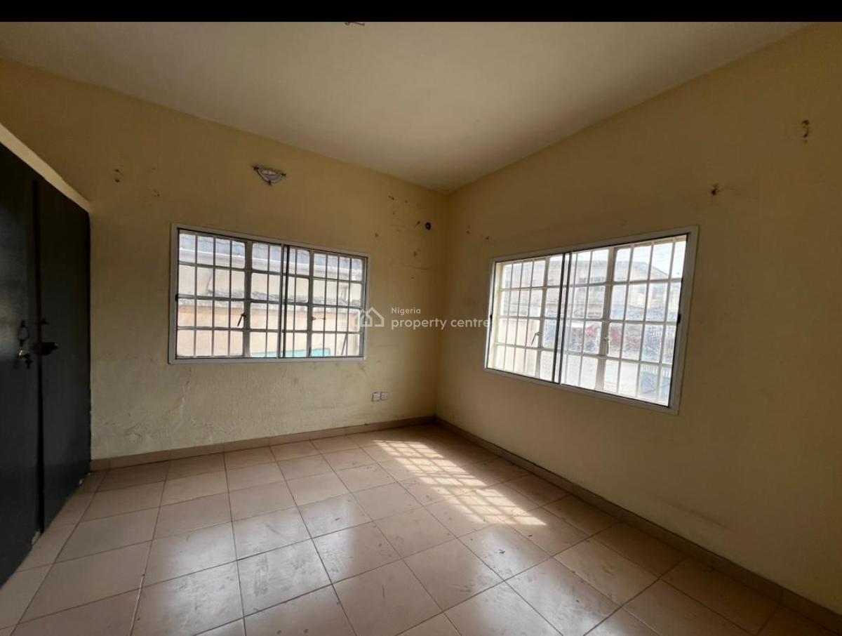 3bed +2bed +mini Flat + Romself (for All Purposes), @ Soluyi Area, Ifako-gbagada,, Soluyi, Gbagada, Lagos, Commercial Property for Sale
