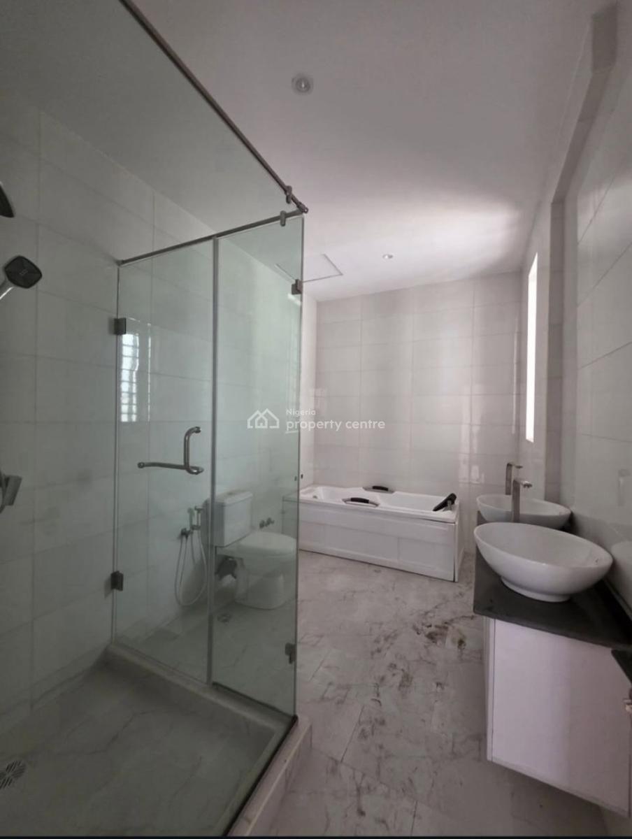 Executive 4-bedroom Semi-detached Duplex with Bq in Prime Ologolo, Ologolo, Lekki, Lagos, Semi-detached Duplex for Rent