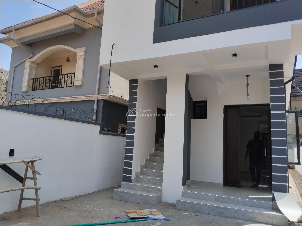 Lovely 2bedroom Flat at Magboro, Private Est Magboro, Magboro, Ogun, Flat / Apartment for Rent