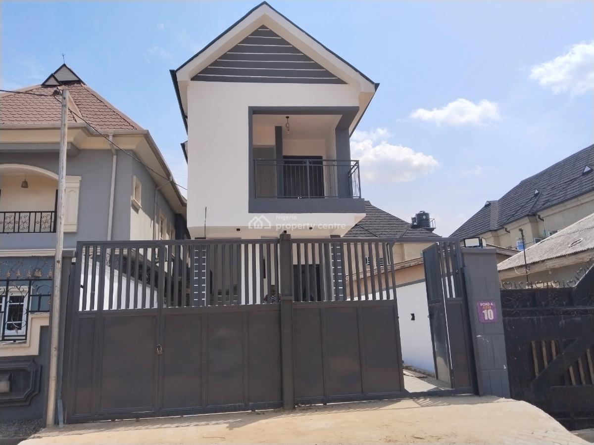 Lovely 2bedroom Flat at Magboro, Private Est Magboro, Magboro, Ogun, Flat / Apartment for Rent