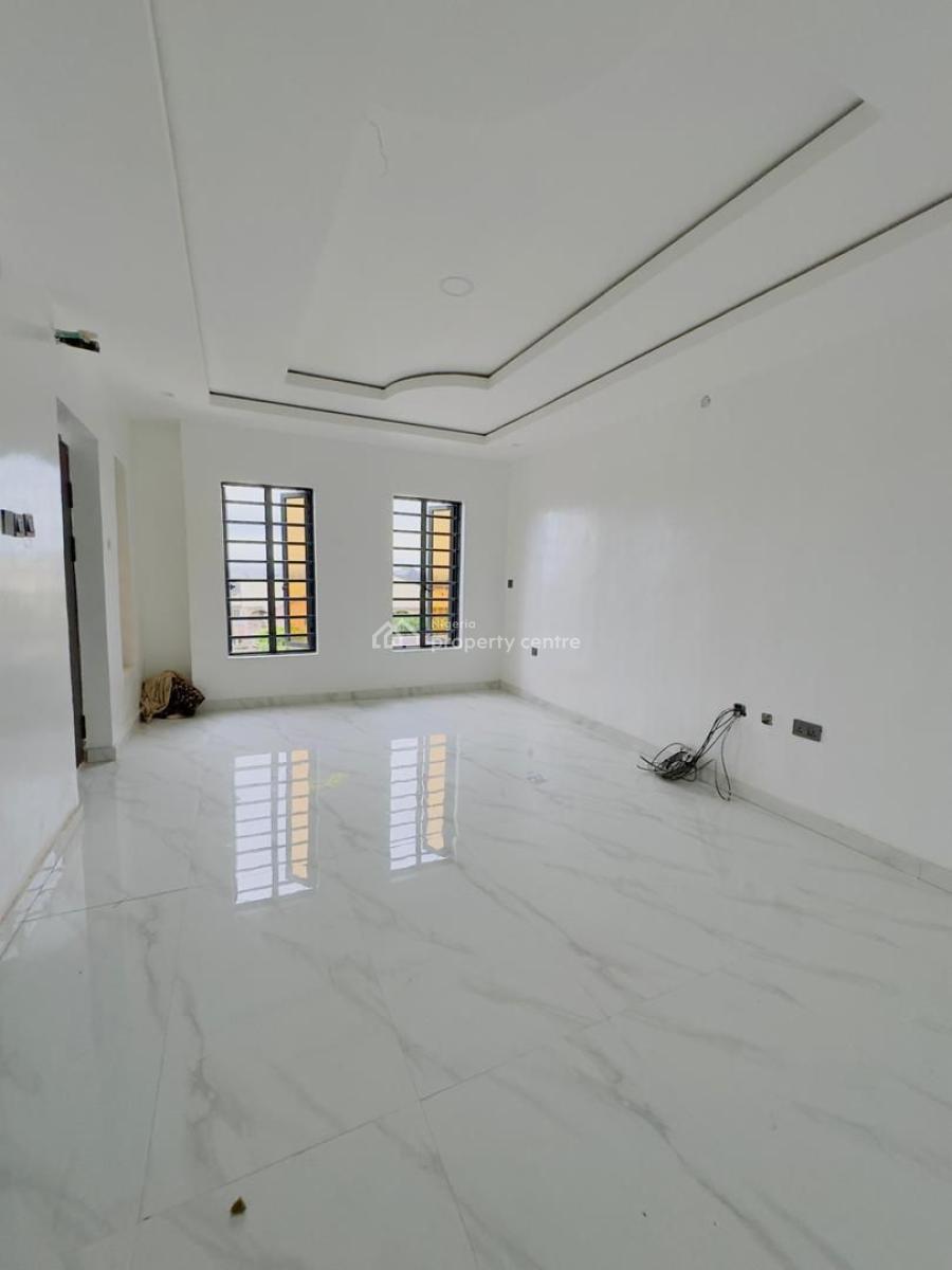 Exquisitely Built 5 Bedroom Semi Detached Plus Bq, Magodo Phase 1, Magodo, Lagos, Semi-detached Duplex for Sale