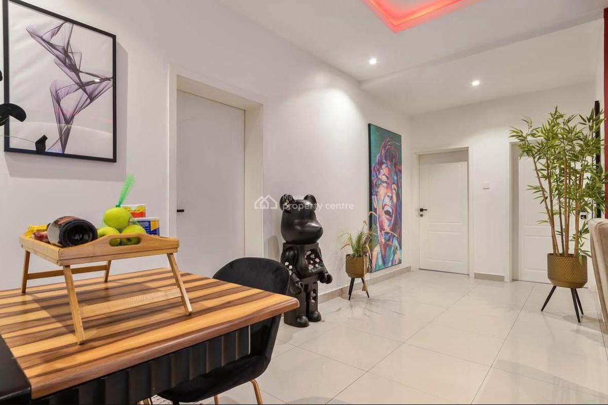 Beautiful 2bedroom Apartment, Lekki Phase 1, Lekki, Lagos, Flat / Apartment Short Let