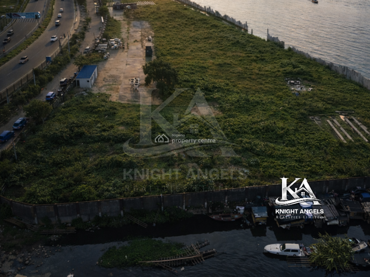 a Prime 20,000 Sqm Waterfront Land, Maroko, Victoria Island (vi), Lagos, Mixed-use Land for Sale