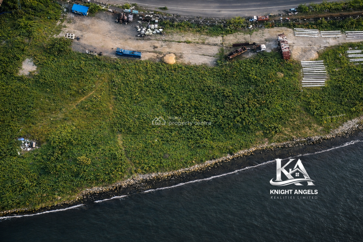 a Prime 20,000 Sqm Waterfront Land, Maroko, Victoria Island (vi), Lagos, Mixed-use Land for Sale