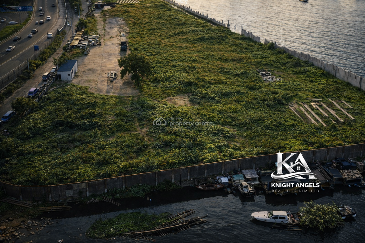 a Prime 20,000 Sqm Waterfront Land, Maroko, Victoria Island (vi), Lagos, Mixed-use Land for Sale
