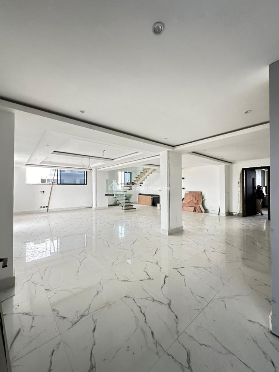 Elegantly Built 4bedroom Maisonette with Swimming Pool, Gym & Elevator, Banana Island Estate, Ikoyi, Lagos, Block of Flats for Sale