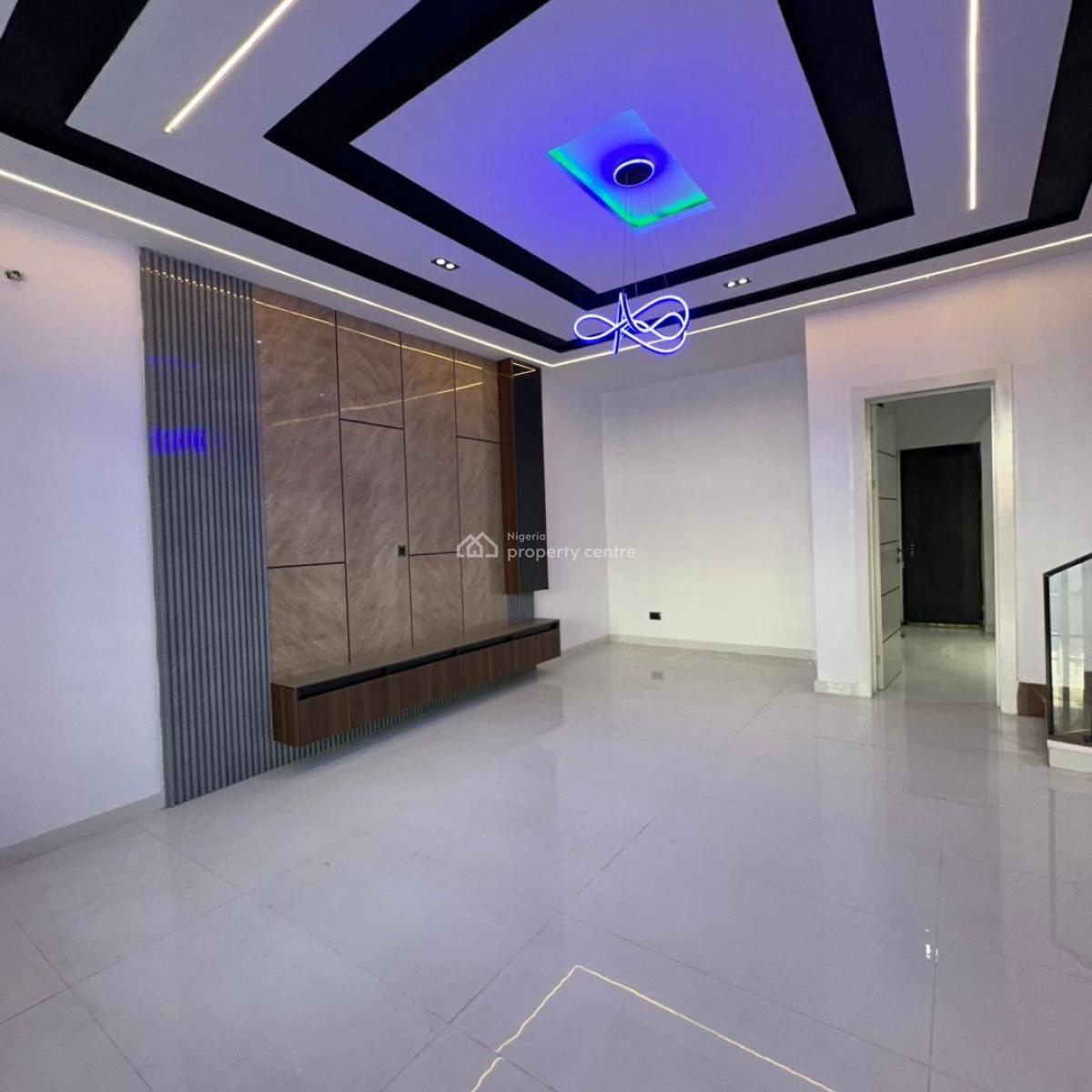 Aesthetically Pleasing 3 Bedroom Terrace Duplex with Bq, Ikotaa, Lekki, Lagos, Terraced Duplex for Sale