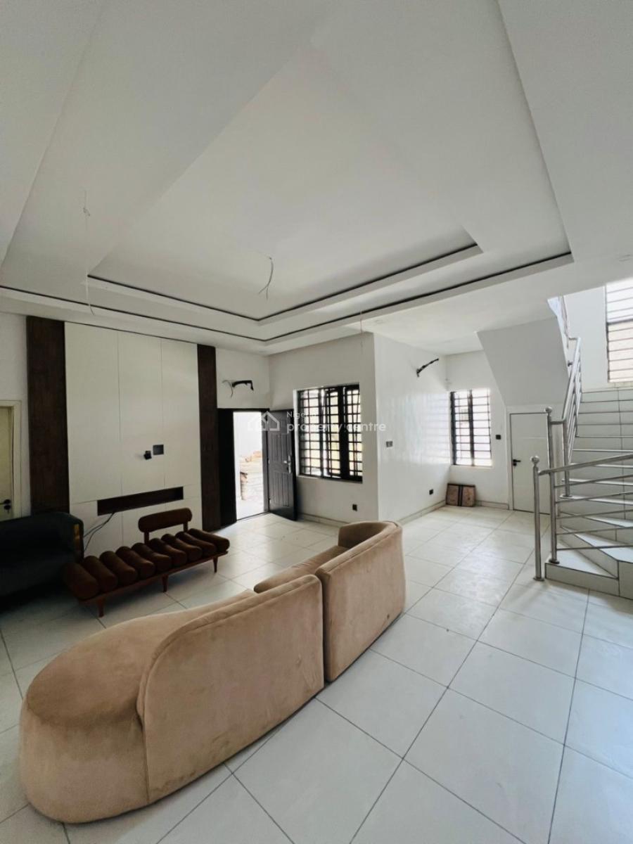 4 Bedrooms Terrace with a Room Bq, Ajah, Lagos, Terraced Duplex for Rent