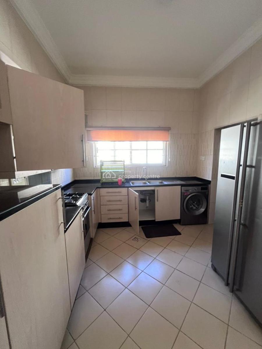 Tastefully Finished 2 Bedrooms Flat, Utako Main, Utako, Abuja, Flat / Apartment for Rent