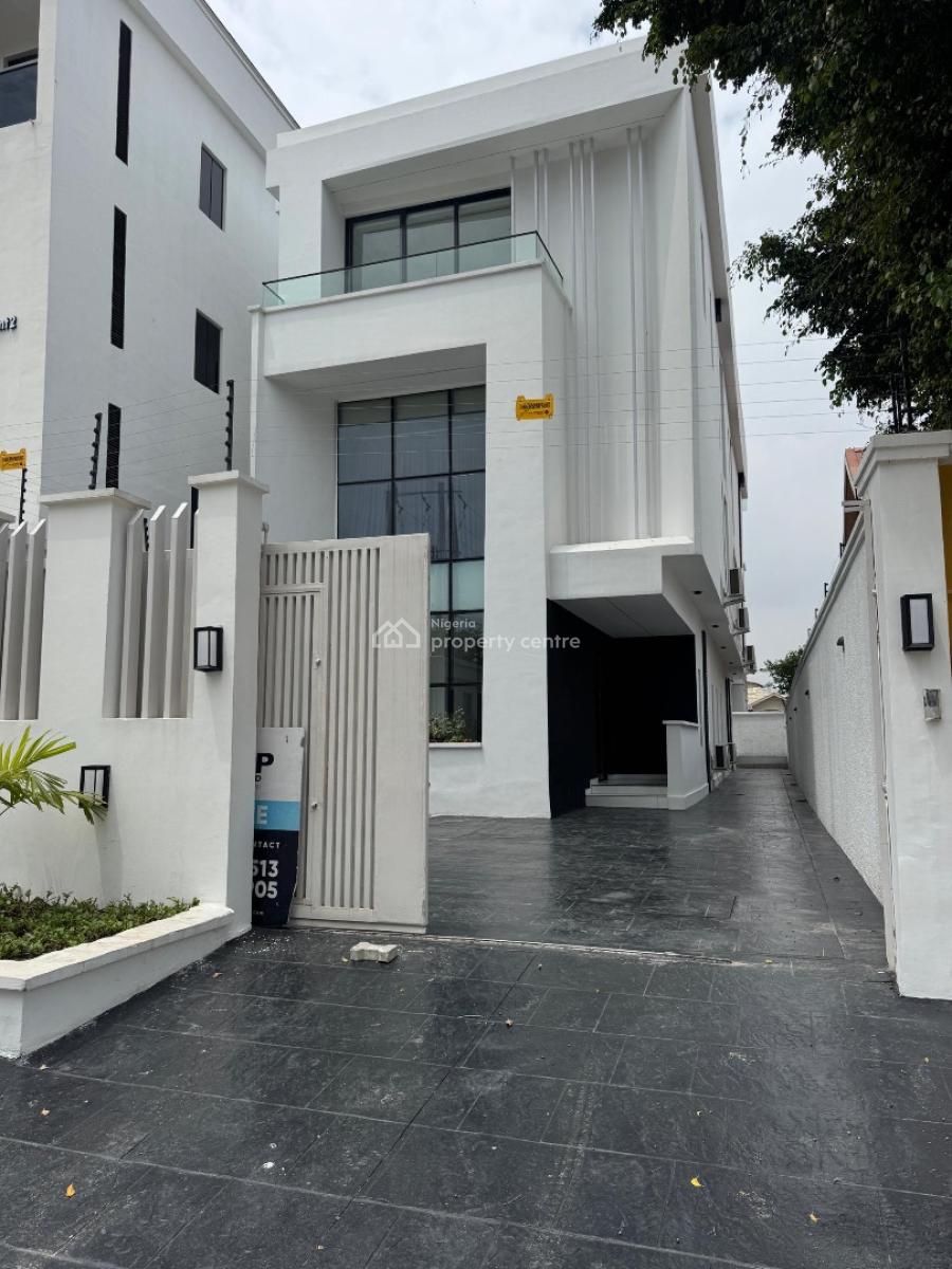 4bedroom Fully Detached Duplex + Swimming Pool, Cinema, Bq and Terrace, Lekki, Lekki Phase 1, Lekki, Lagos, Detached Duplex for Sale
